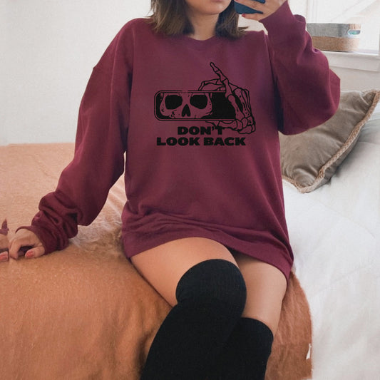 Skeleton dont look back | Halloween Fall collection